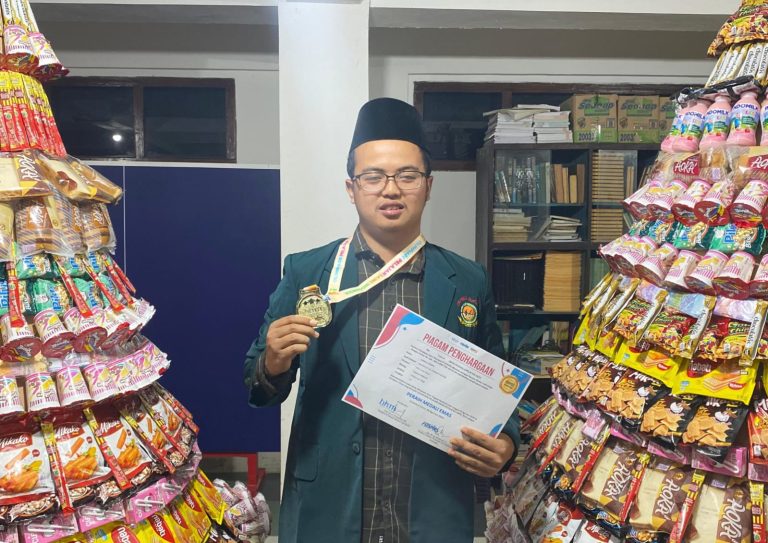 Alhamdulillah, Mahasantri Ma’had Aly Al-Tarmasi Pacitan Raih Medali Emas