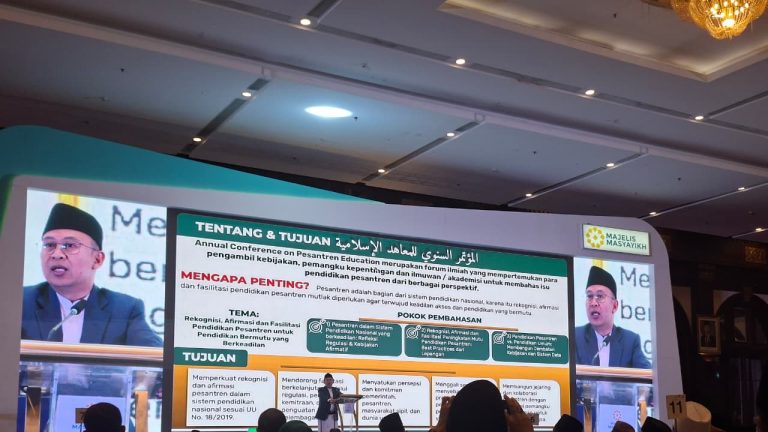 Majelis Masyayikh Minta Reformasi Total Fasilitasi Pesantren